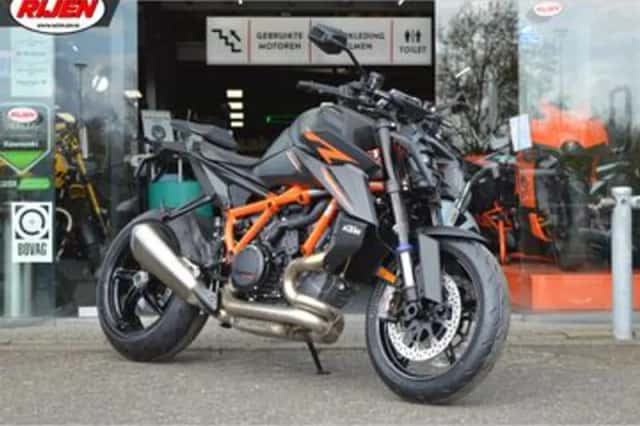 KTM Super Duke 1390 (2026) thumbnail 1