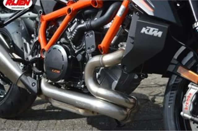 KTM Super Duke 1390 (2026) thumbnail 6