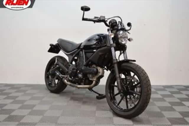 DUCATI SCRAMBLER SIXTY2 (2017) thumbnail 1