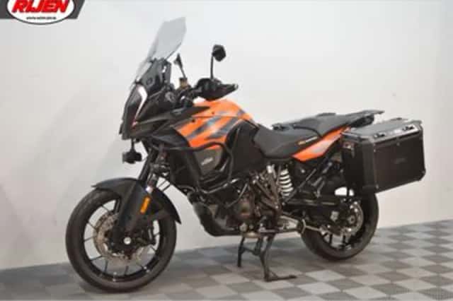 KTM 1290 SUPER ADVENTURE S (2020) thumbnail 4