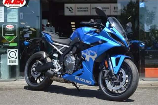 Suzuki GSX-8R (2026) thumbnail 1