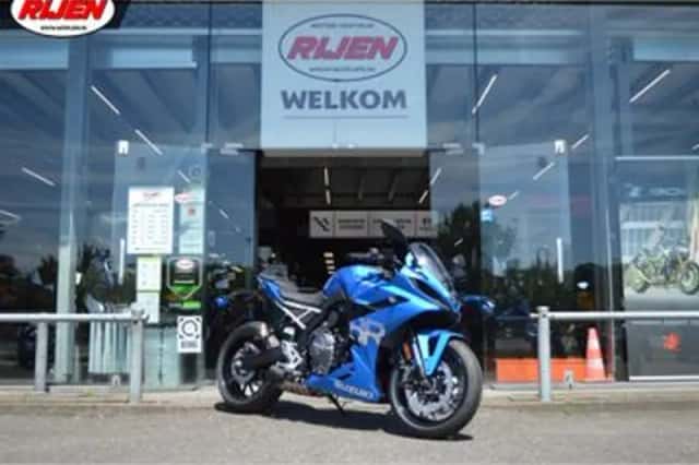 Suzuki GSX-8R (2026) thumbnail 2