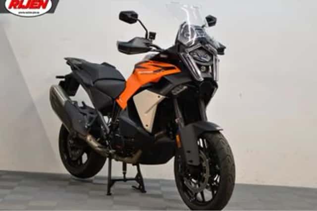 KTM Super Adventure 1390 (2026) thumbnail 1