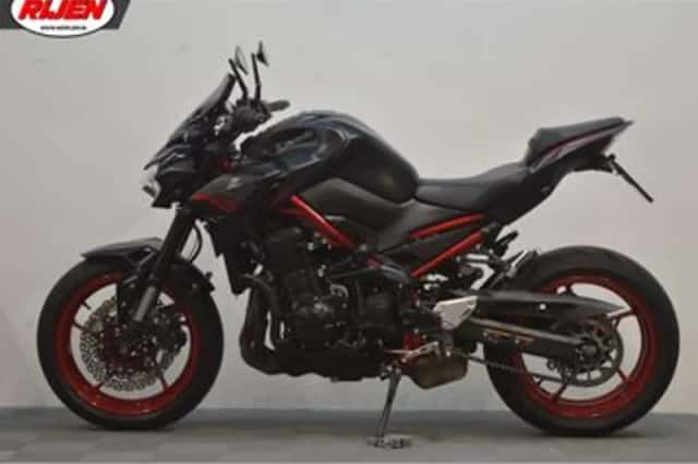 Kawasaki Z900 (2021) thumbnail 3