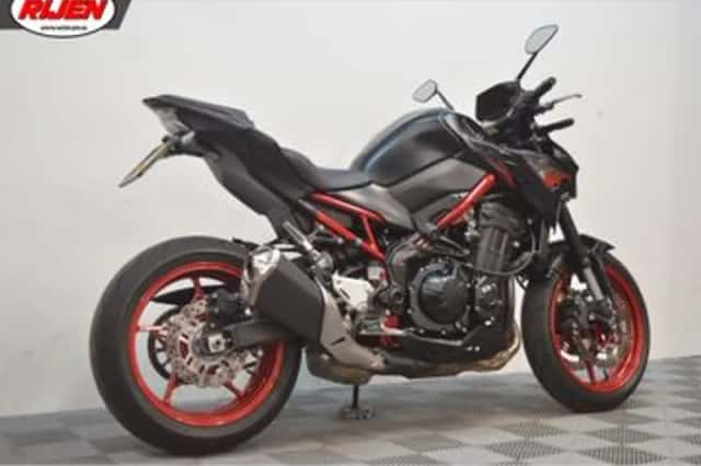 Kawasaki Z900 (2021) thumbnail 5