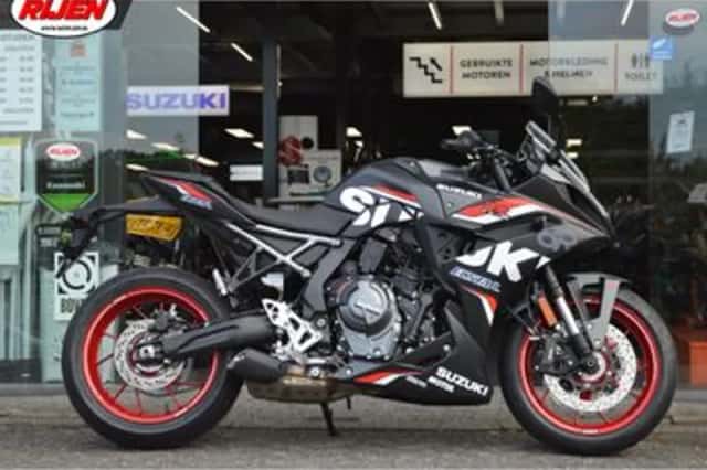 Suzuki GSX-8R (2026) thumbnail 3