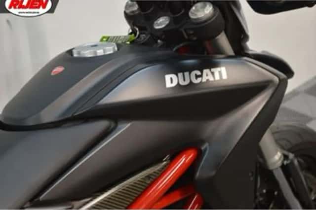 Ducati Hypermotard 821 (2014) thumbnail 6