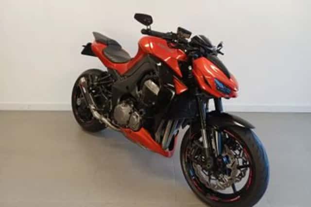 Kawasaki Z1000 (2015) thumbnail 3