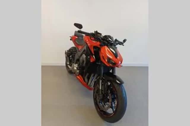 Kawasaki Z1000 (2015) thumbnail 4