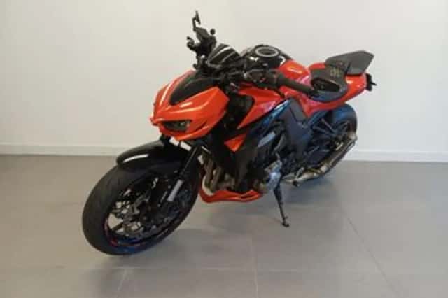 Kawasaki Z1000 (2015) thumbnail 6