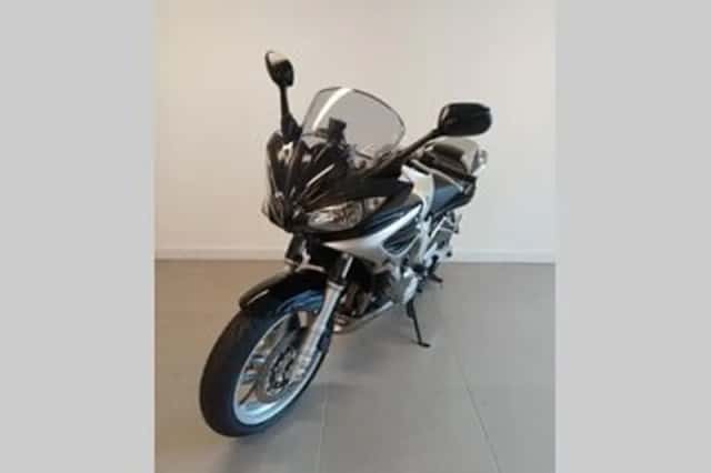 Yamaha FZ 6S Fazer (2004) thumbnail 5