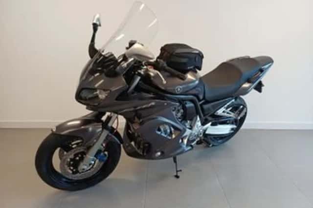YAMAHA FZS 1000 FAZER (2005) thumbnail 6