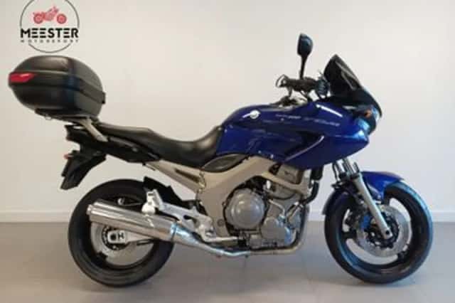 Yamaha TDM 900 (2004) thumbnail 1