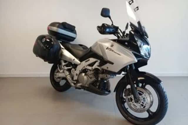 Suzuki V-Strom (2004) thumbnail 3