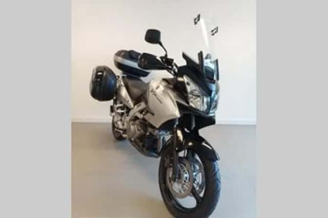 Suzuki V-Strom (2004) thumbnail 4