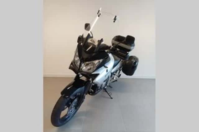 Suzuki V-Strom (2004) thumbnail 5