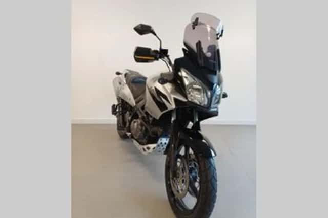 Suzuki V-Strom (2005) thumbnail 4