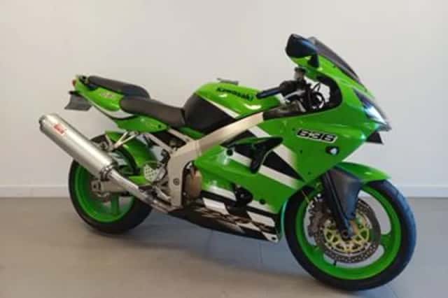 Kawasaki Ninja (2002) thumbnail 2