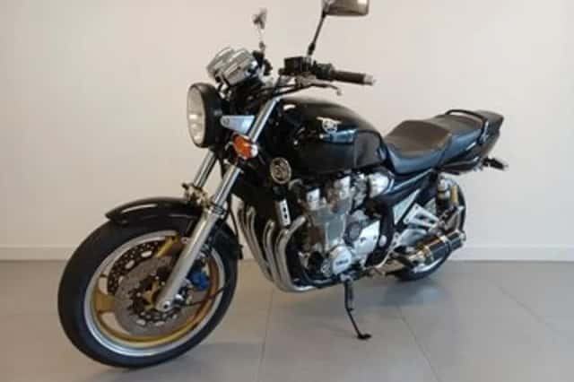 Yamaha XJR 1300 (2000) thumbnail 6