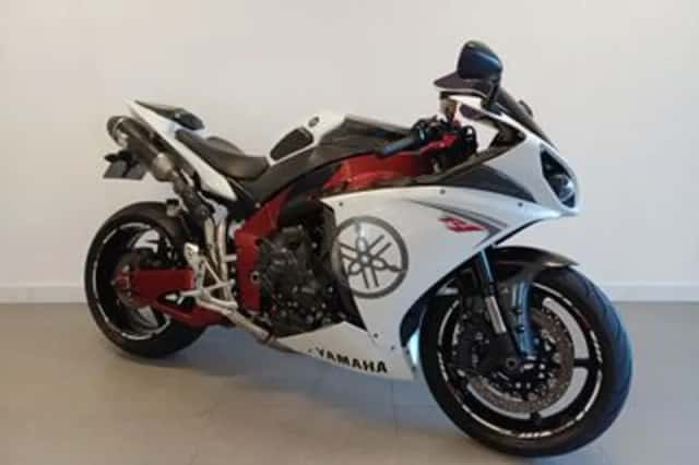 Yamaha YZF-R1 (2009) thumbnail 2