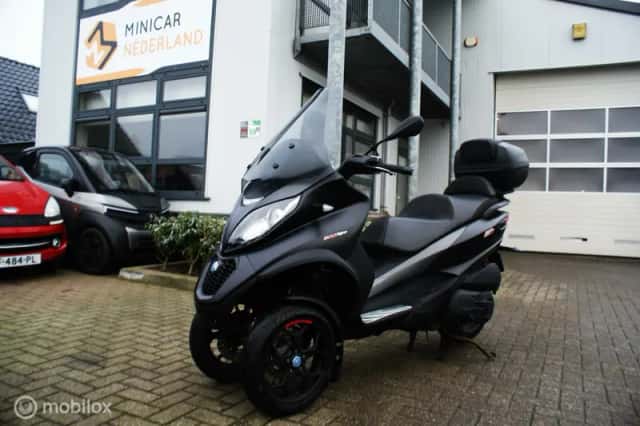 Piaggio Scooter (2018) thumbnail 1