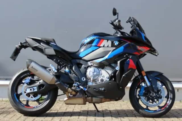 BMW M 1000 XR (2025) thumbnail 5