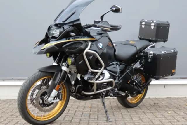 BMW R 1250 GS Adventure (2024) thumbnail 2