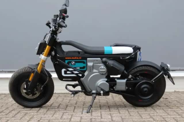 BMW CE 02 (2024) thumbnail 1