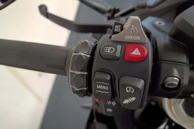 BMW R 1250 RS (2021) thumbnail 5