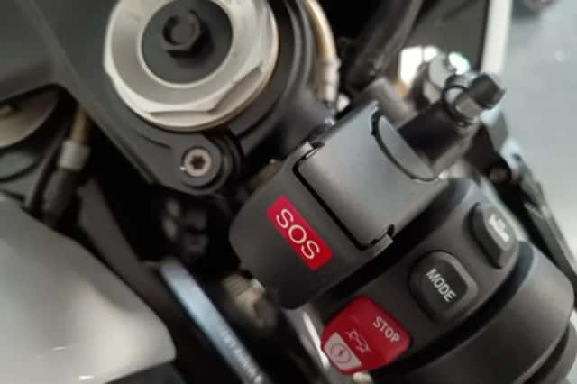 BMW S 1000 RR (2024) thumbnail 6
