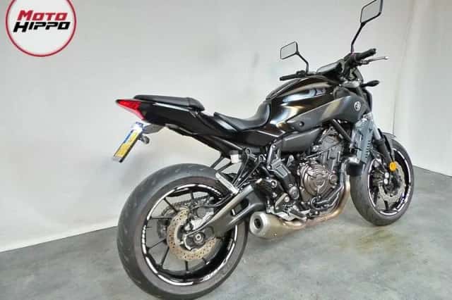 Yamaha MT-07 (2017) thumbnail 5