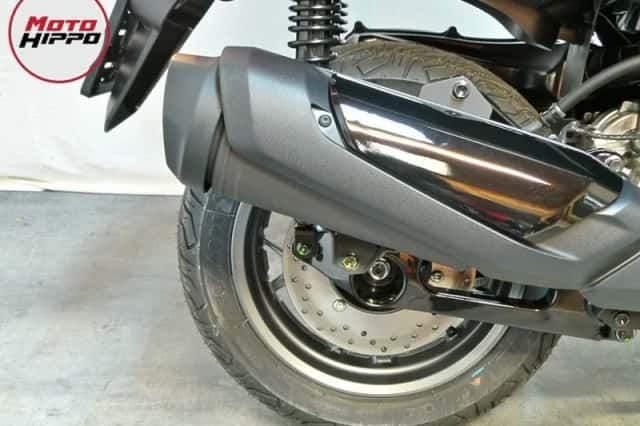 Yamaha X-MAX 300 (2025) thumbnail 5