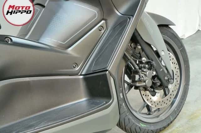 Yamaha X-MAX 300 (2025) thumbnail 6