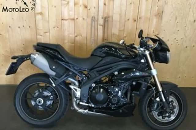 Triumph Speed Triple (2015) thumbnail 1