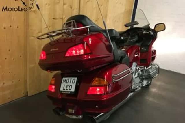 Honda GL 1800 GOLDWING DELUXE (2004) thumbnail 5