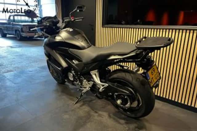 Honda VFR 800 X Crossrunner (2014) thumbnail 6