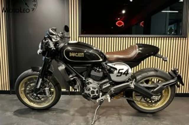 Ducati Scrambler CAFE RACER (2017) thumbnail 4