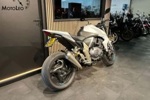 Honda CB1000R (2010) thumbnail 2