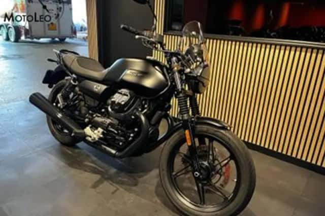 Moto Guzzi V7 III Stone (2024) thumbnail 2