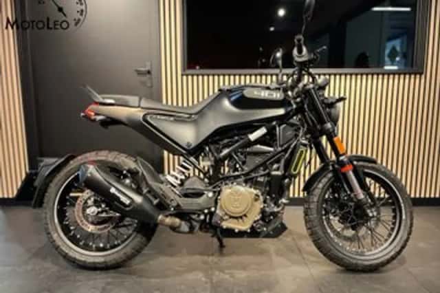 Husqvarna Svartpilen 401 (2024) thumbnail 1