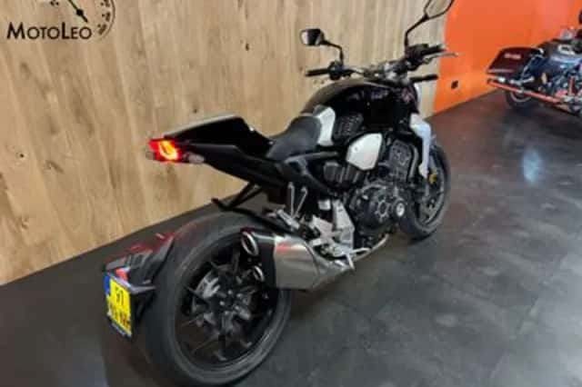 Honda CB1000R (2020) thumbnail 2