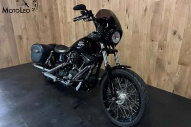 Harley-Davidson Street Bob (2015) thumbnail 3