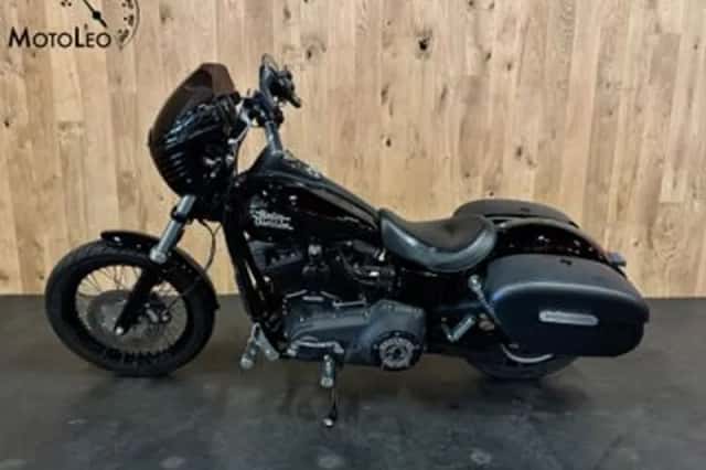 Harley-Davidson Street Bob (2015) thumbnail 5