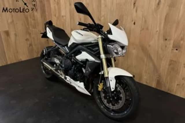 Triumph Street Triple 675 (2013) thumbnail 3