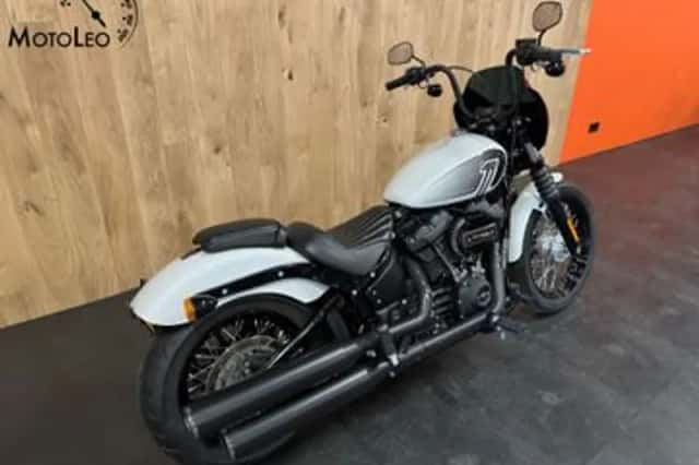 Harley-Davidson Street Bob (2021) thumbnail 2