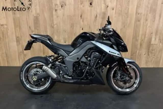 Kawasaki Z1000 (2010) thumbnail 1