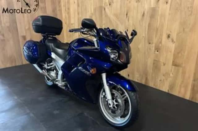 Yamaha FJR1300 (2003) thumbnail 3
