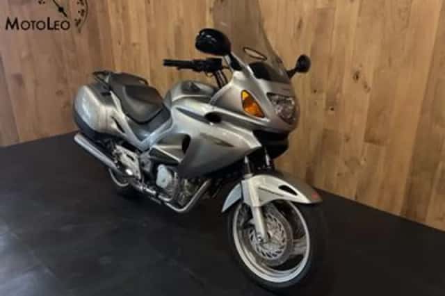 Honda NT 650 V Deauville (2004) thumbnail 3