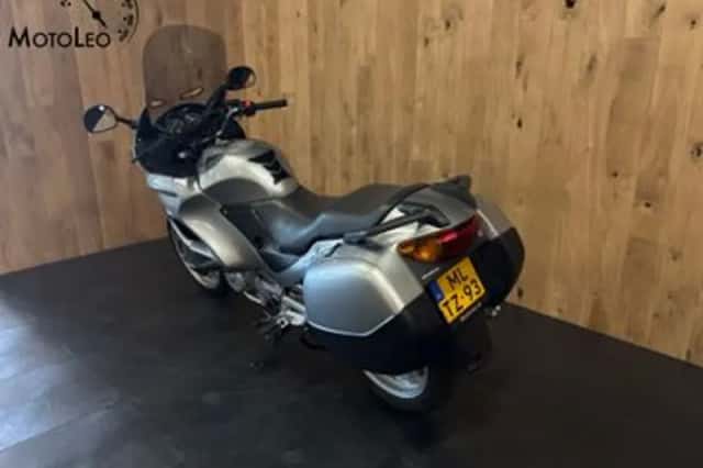 Honda NT 650 V Deauville (2004) thumbnail 6