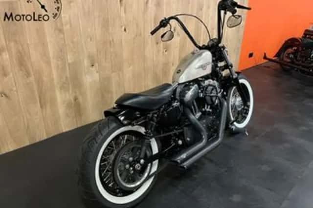 Harley-Davidson Sportster Forty Eight (2012) thumbnail 2